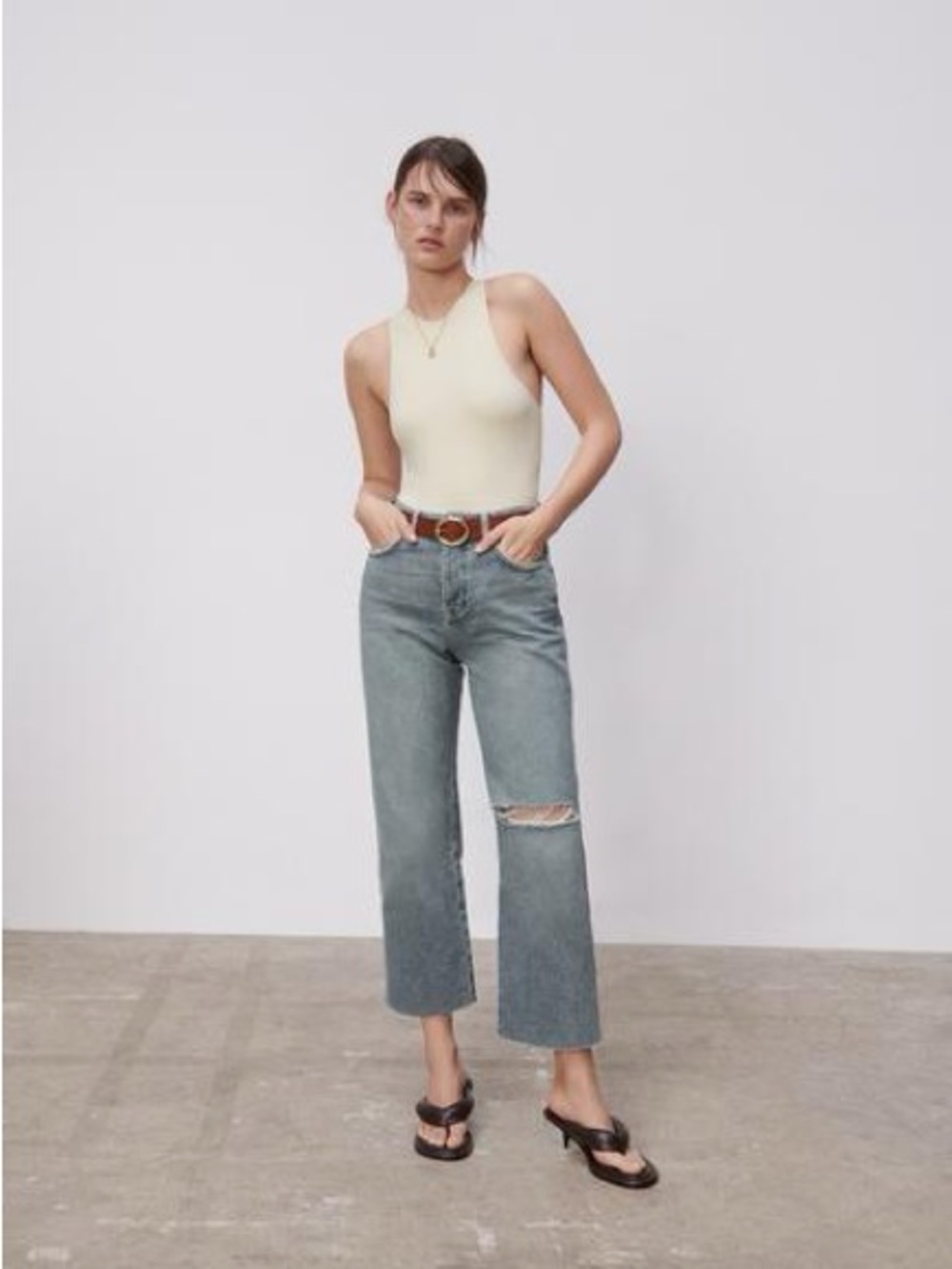 Zara Light Gray High-Rise Straight-Leg Jeans with Knee Distress